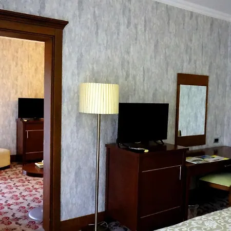 Queen Thermal Bed & Breakfast
